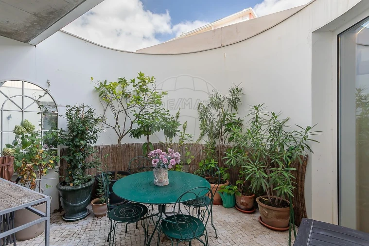Apartamento T4 para Venda em Campo de Ourique Foto 37