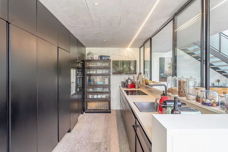 Apartamento T4 para Venda em Campo de Ourique Foto 16