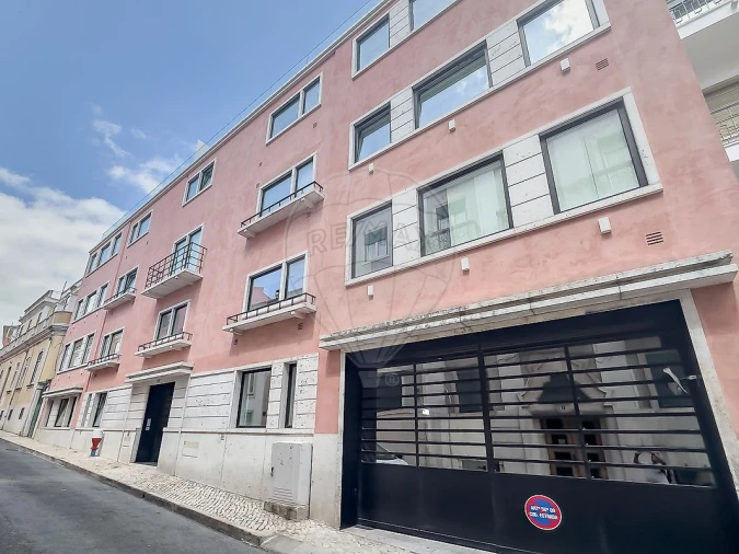 Apartamento T4 para Venda em Campo de Ourique Foto 31