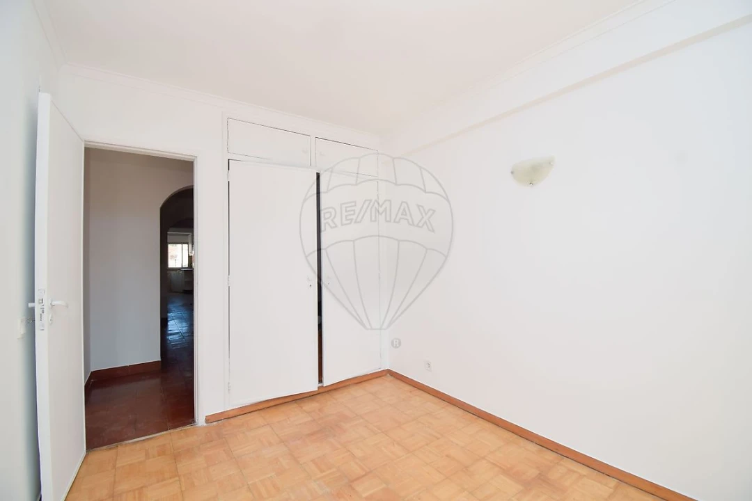 Apartamento T3 para Venda em Alcabideche Foto 6