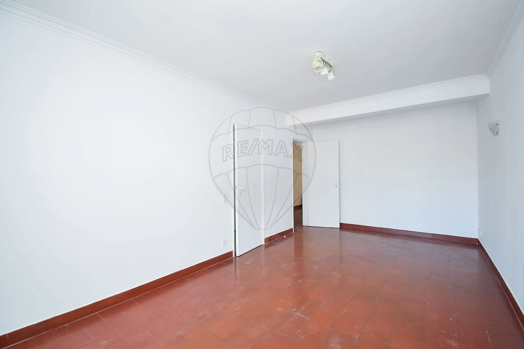 Apartamento T3 para Venda em Alcabideche Foto 15