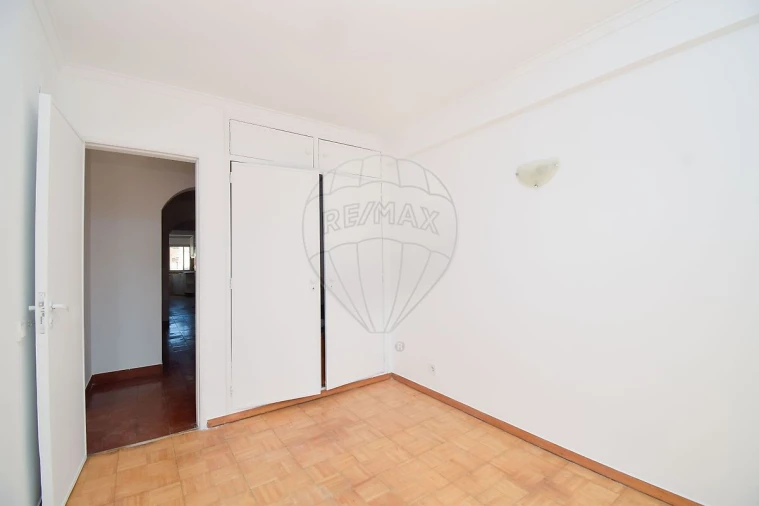 Apartamento T3 para Venda em Alcabideche Foto 6