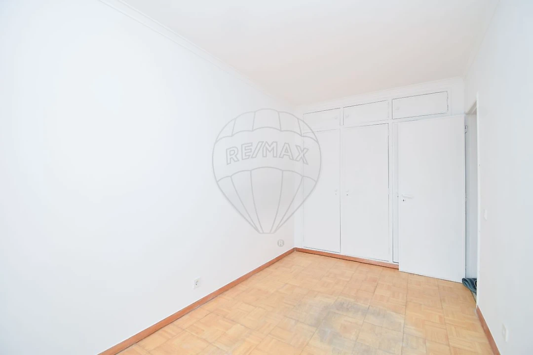 Apartamento T3 para Venda em Alcabideche Foto 5
