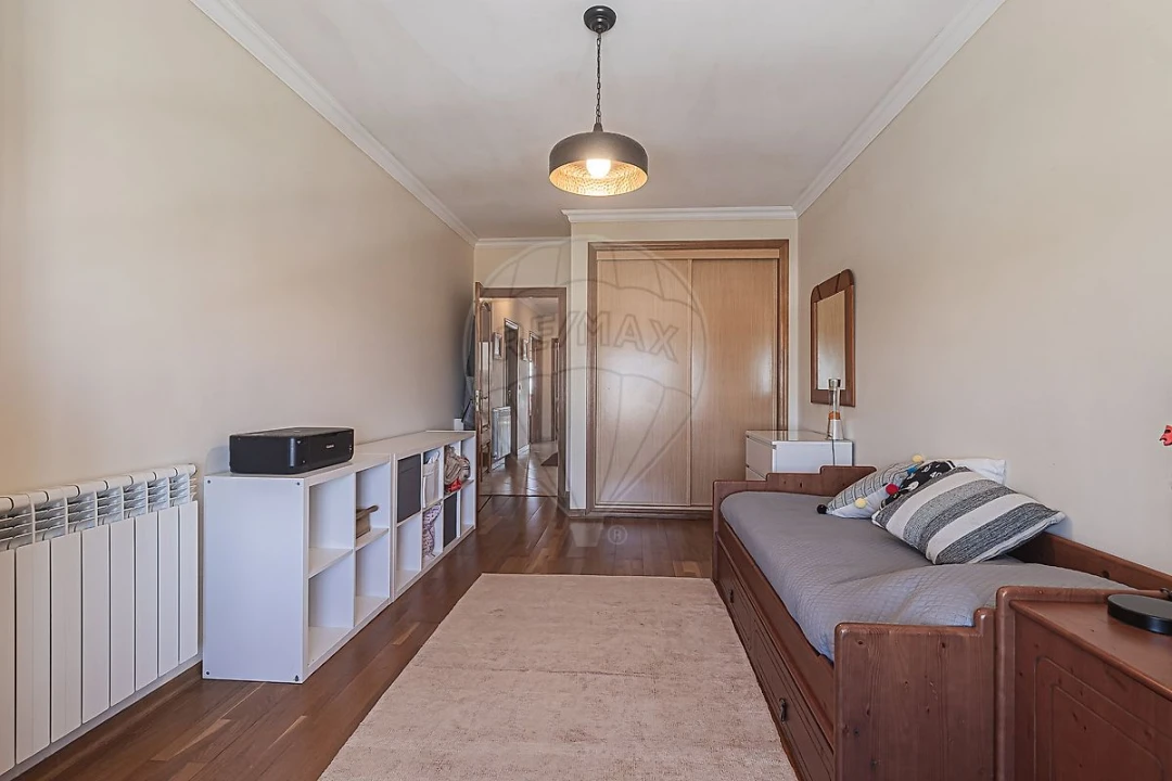 Apartamento T3 para Arrendamento em Ericeira Foto 33