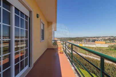 Apartamento T3 para Arrendamento em Ericeira