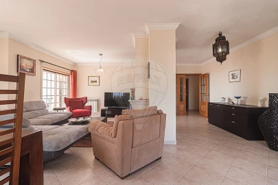 Apartamento T3 para Arrendamento em Ericeira