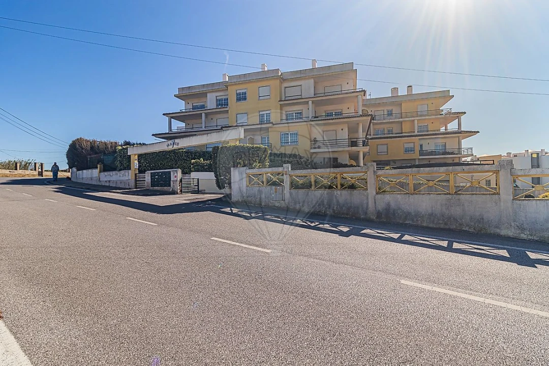 Apartamento T3 para Arrendamento em Ericeira Foto 36