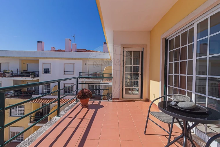 Apartamento T3 para Arrendamento em Ericeira Foto 21