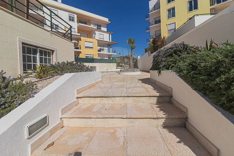 Apartamento T3 para Arrendamento em Ericeira Foto 17
