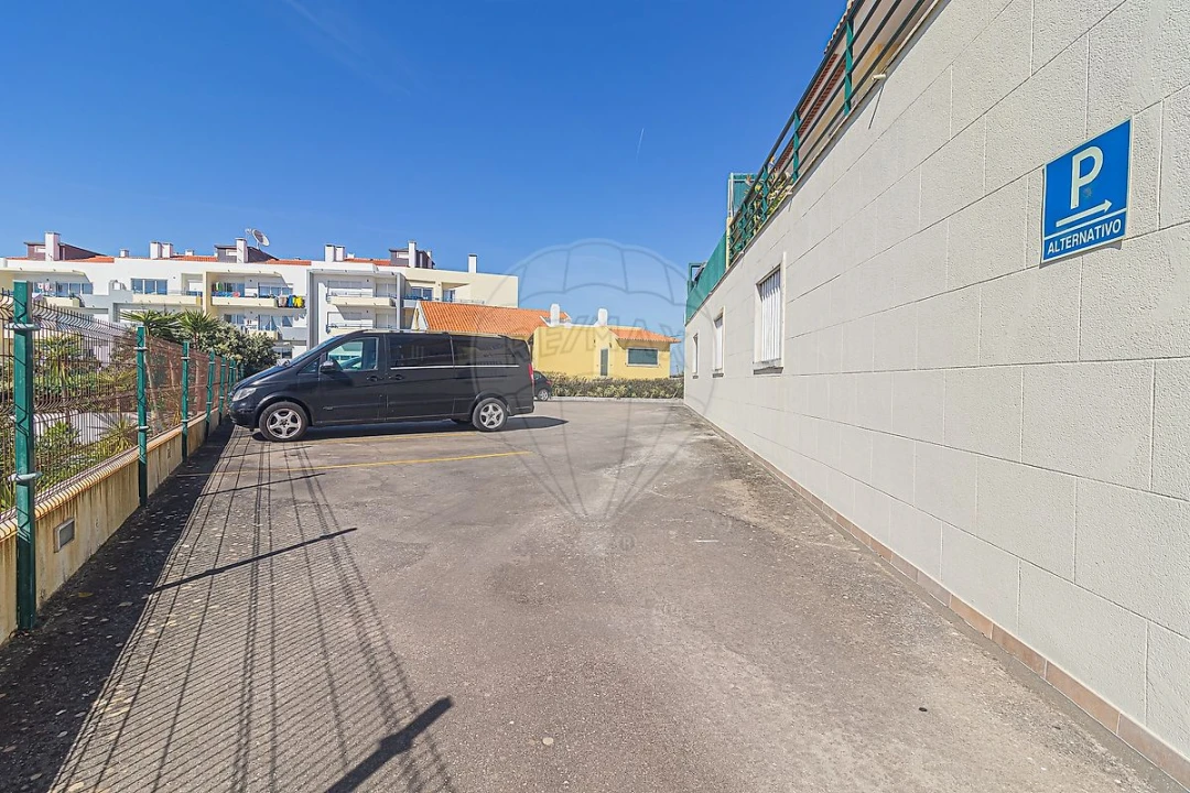 Apartamento T3 para Arrendamento em Ericeira Foto 48