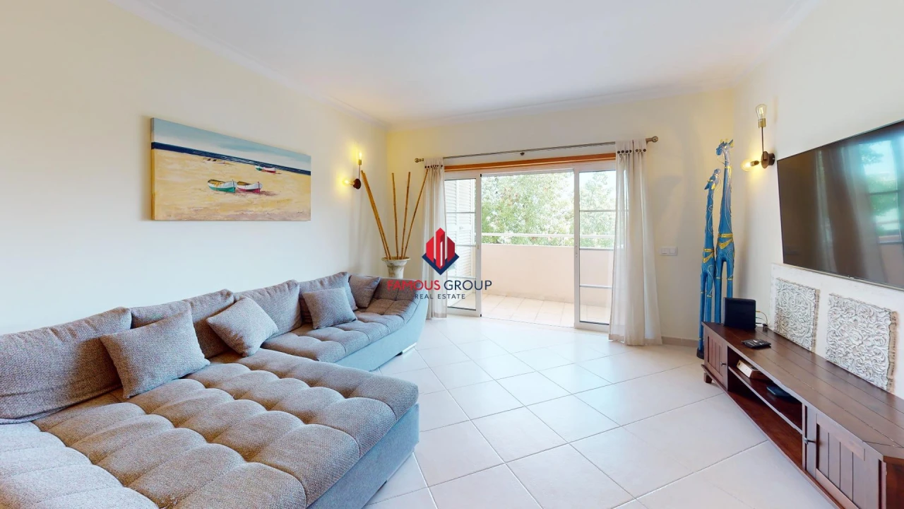 Apartamento T2 para Venda em Portimão Foto 1
