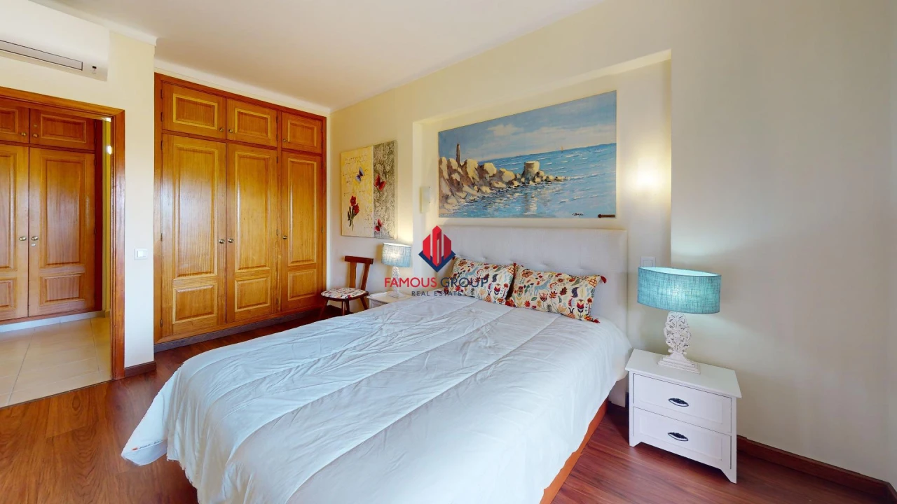 Apartamento T2 para Venda em Portimão Foto 14