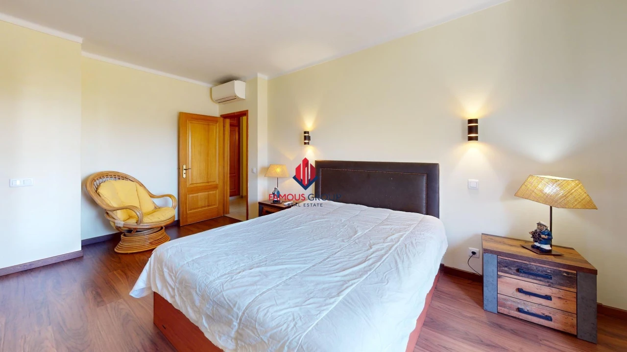 Apartamento T2 para Venda em Portimão Foto 7
