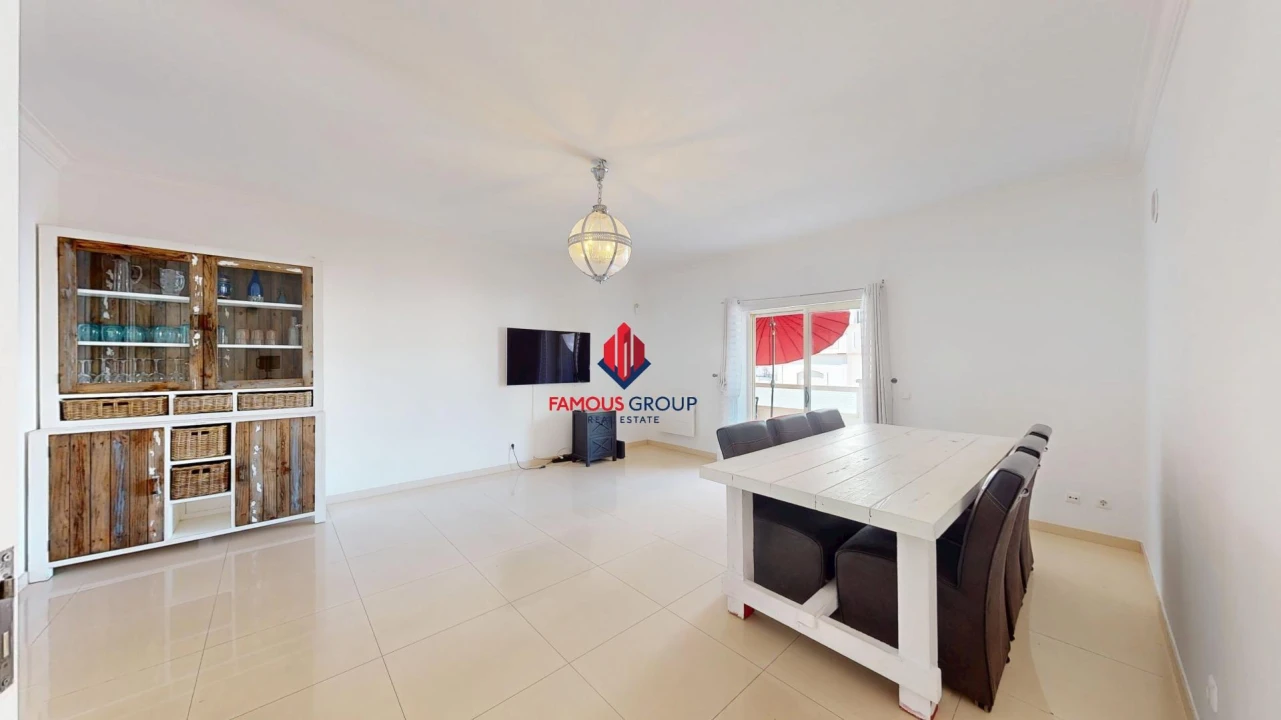 Apartamento T2 para Venda em Ferragudo Foto 3