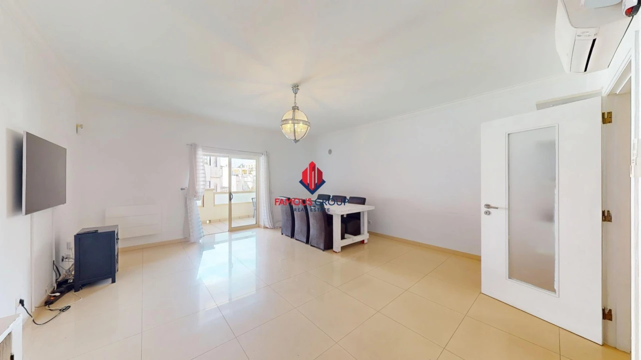 Apartamento T2 para Venda em Ferragudo Foto 4