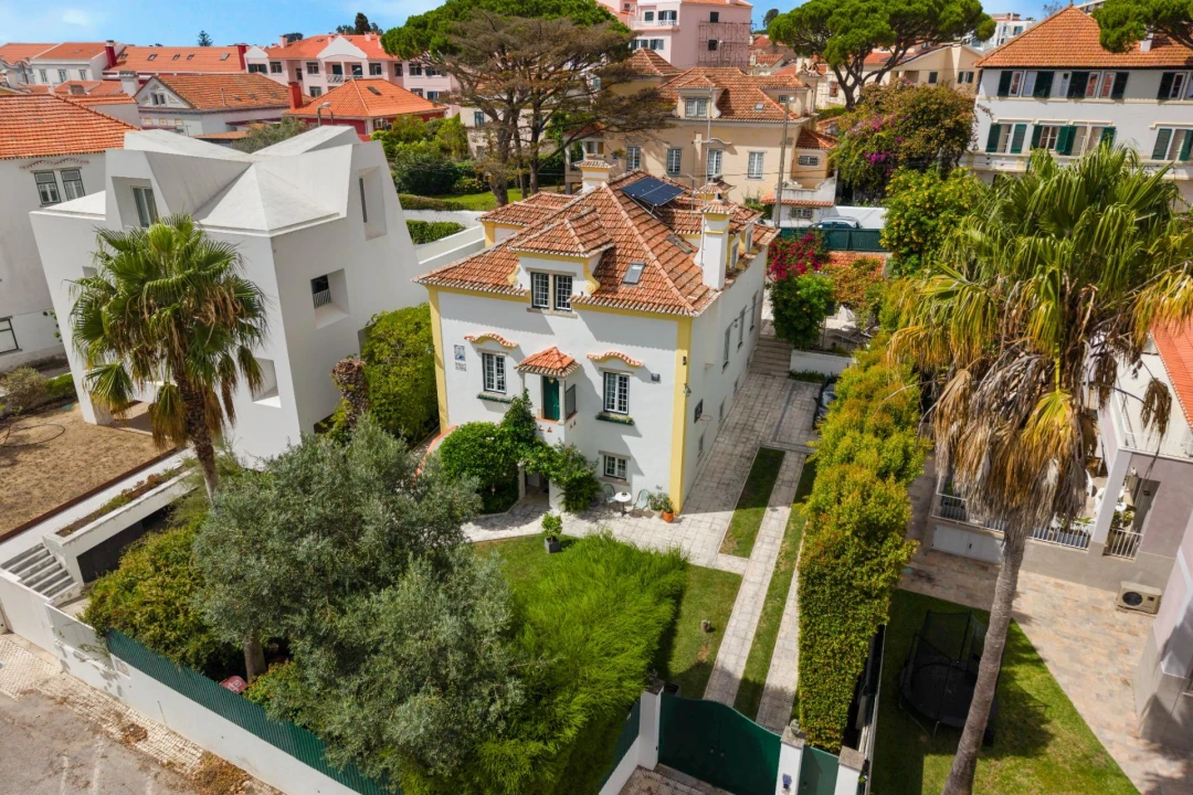Moradia T7 para Venda em Cascais e Estoril Foto 1