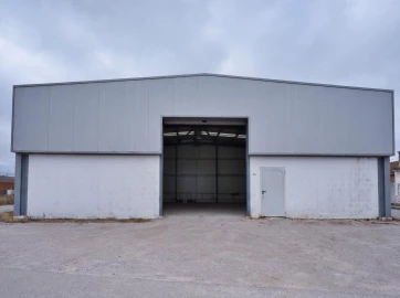 Armazém para Venda em Pegões