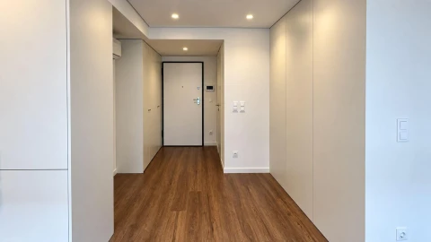 Apartamento para Venda em São Mamede de Infesta e Senhora da Hora