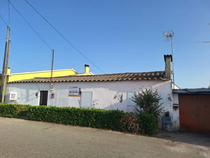 Moradia T3 para Venda em Marinha das Ondas Foto 2