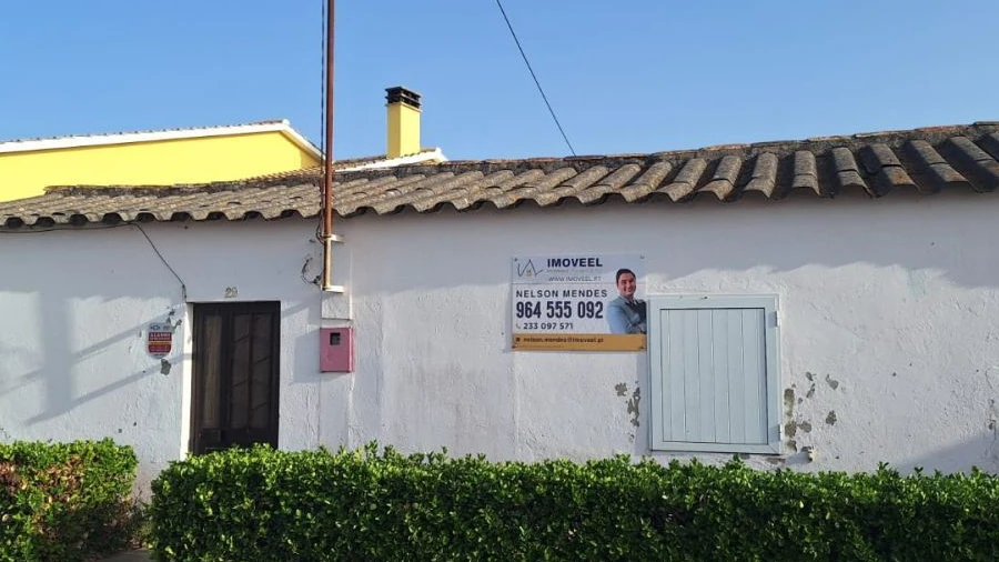 Moradia T3 para Venda em Marinha das Ondas