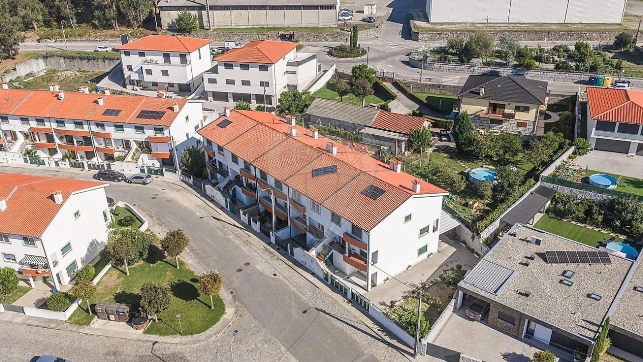 Moradia T3 para Venda em Prazins Santo Tirso e Corvite Foto 23