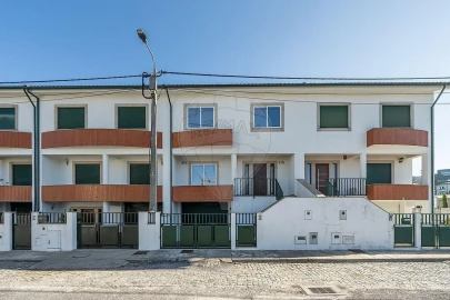 Moradia T3 para Venda em Prazins Santo Tirso e Corvite
