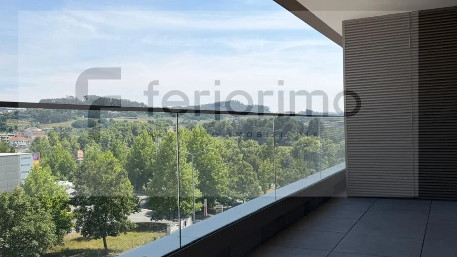Apartamento T3 para Venda em Urgezes