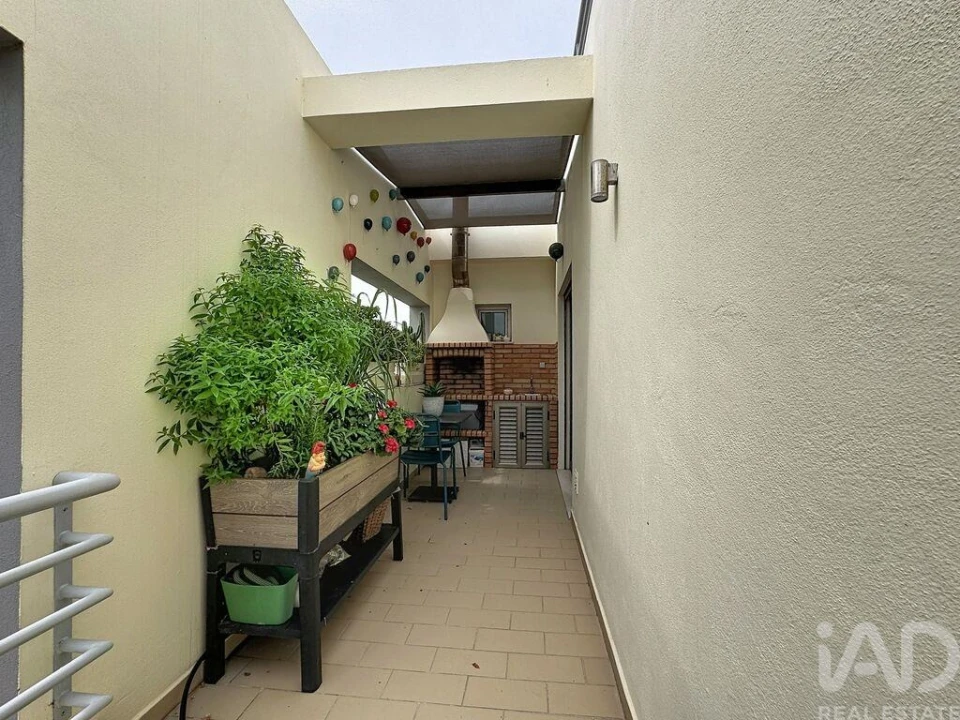 Apartamento T3 para Venda em Montenegro Foto 25