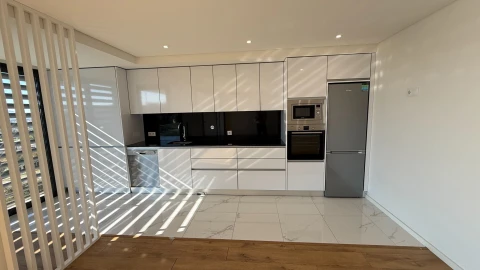 Apartamento T3 para Venda em Urgezes