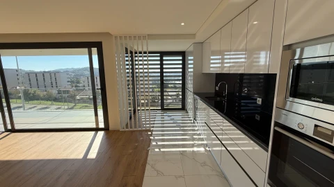 Apartamento T3 para Venda em Urgezes