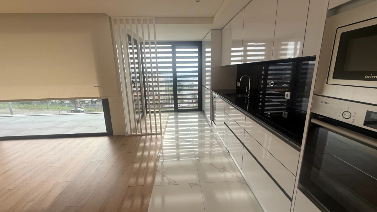Apartamento T3 para Venda em Urgezes Foto 7