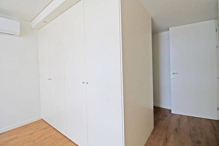 Apartamento T3 para Venda em Urgezes Foto 17