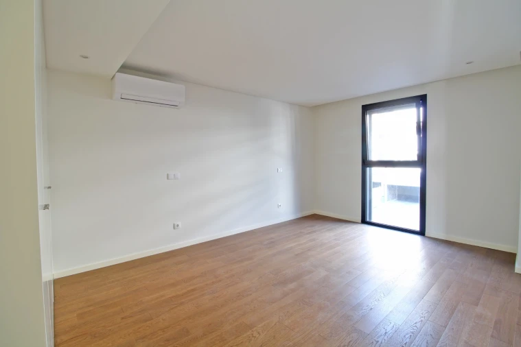 Apartamento T3 para Venda em Urgezes Foto 11