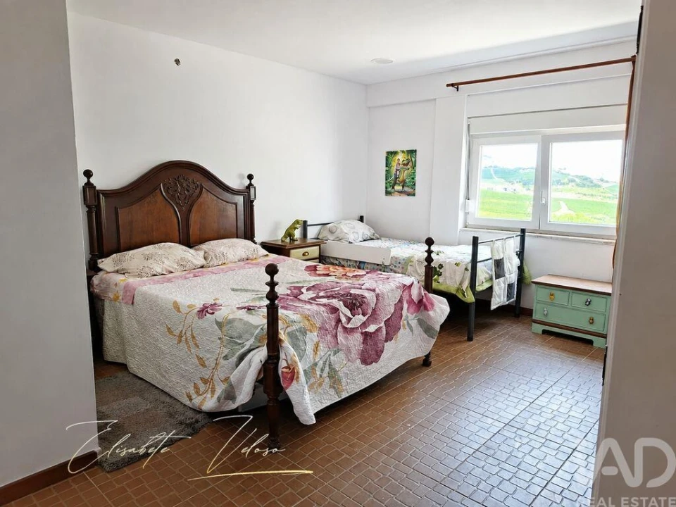 Quinta T3 para Venda em Dois Portos e Runa Foto 16