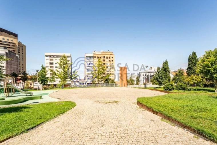 Moradia T2 para Venda em Mafamude e Vilar do Paraíso Foto 25