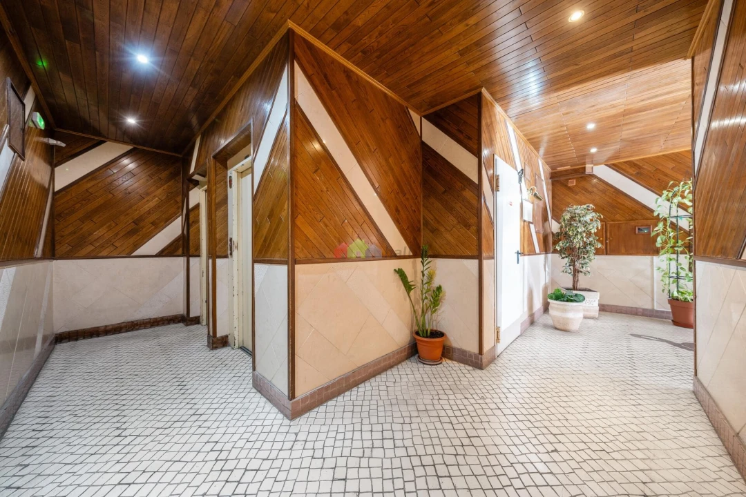 Apartamento T1 para Venda em Corroios Foto 20