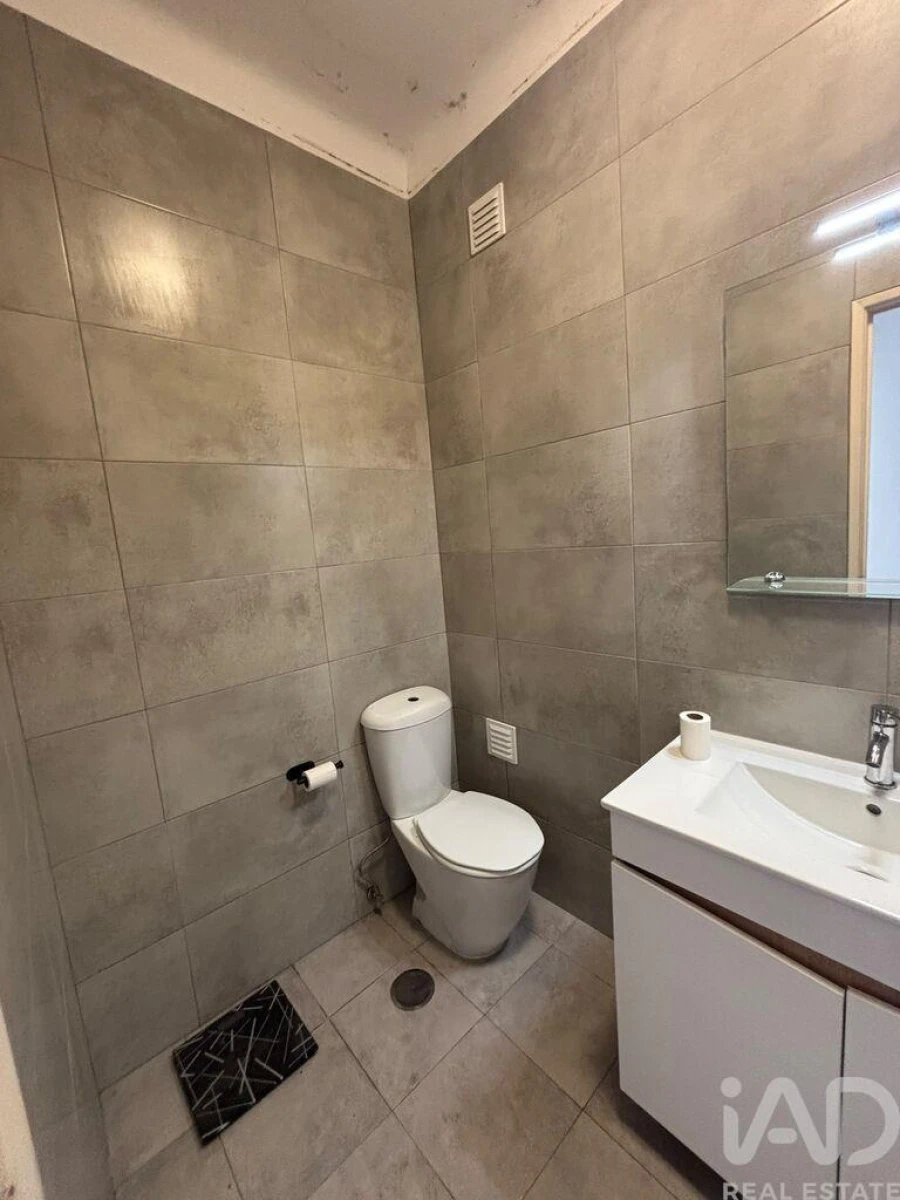 Apartamento T2 para Venda em Amora Foto 7