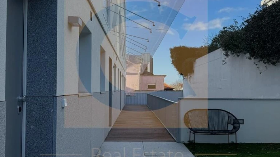 Apartamento T4 para Venda em Aldoar, Foz do Douro e Nevogilde