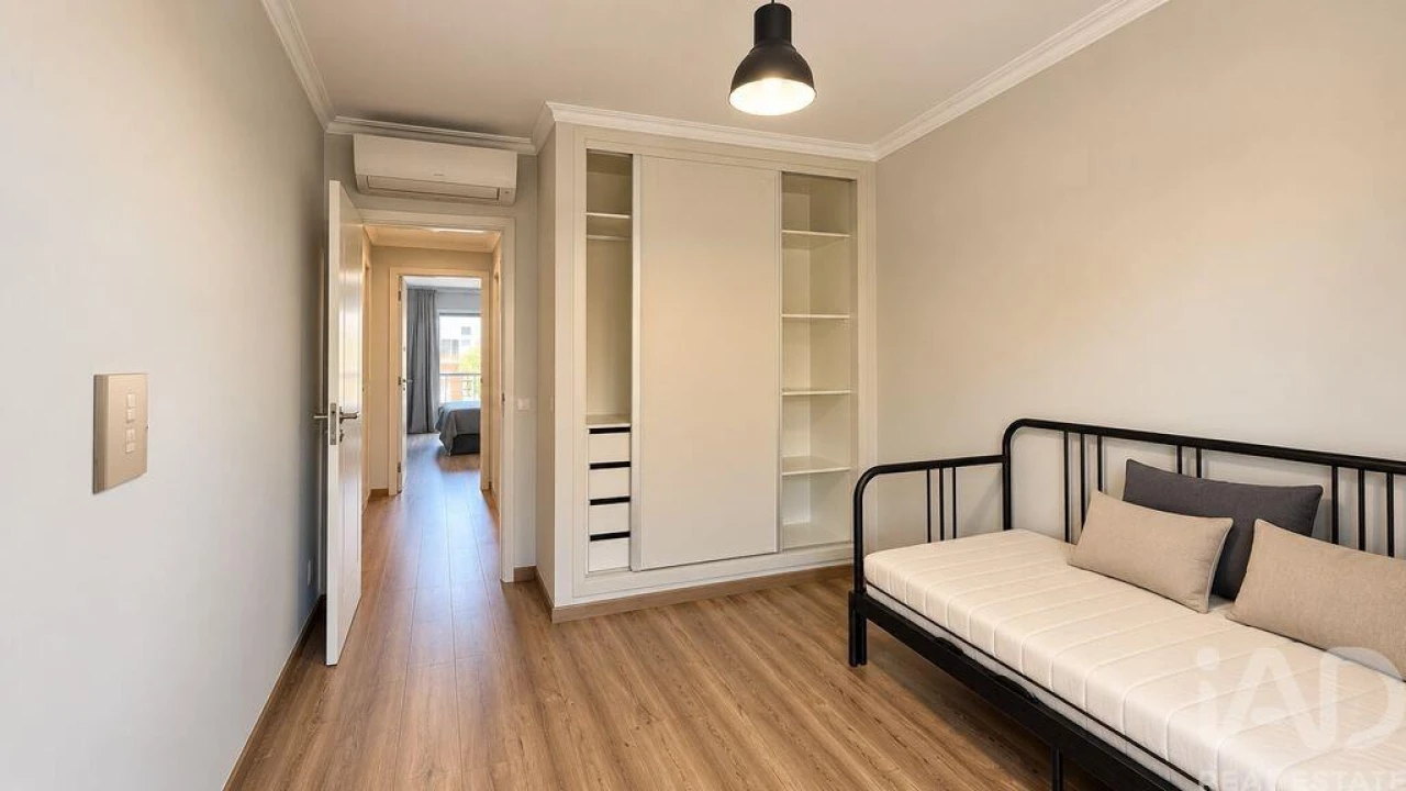 Apartamento T2 para Venda em Faro (Sé e São Pedro) Foto 13