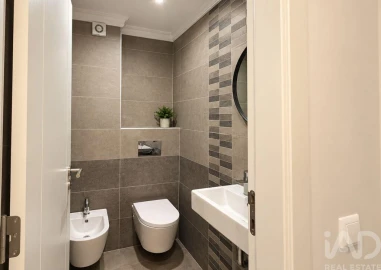 Apartamento T2 para Venda em Faro (Sé e São Pedro)