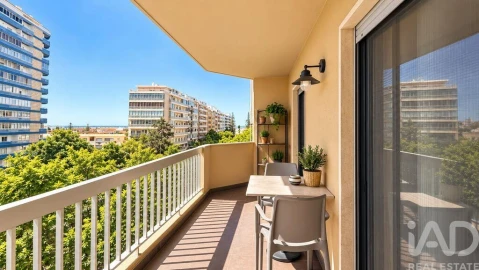 Apartamento T2 para Venda em Faro (Sé e São Pedro)