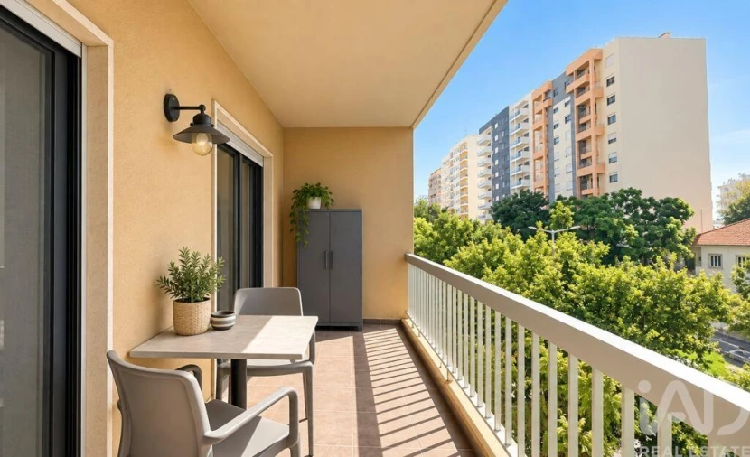 Apartamento T2 para Venda em Faro (Sé e São Pedro) Foto 18