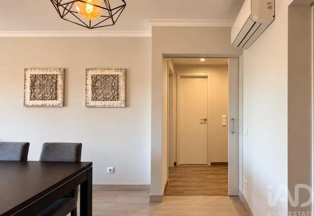 Apartamento T2 para Venda em Faro (Sé e São Pedro) Foto 3