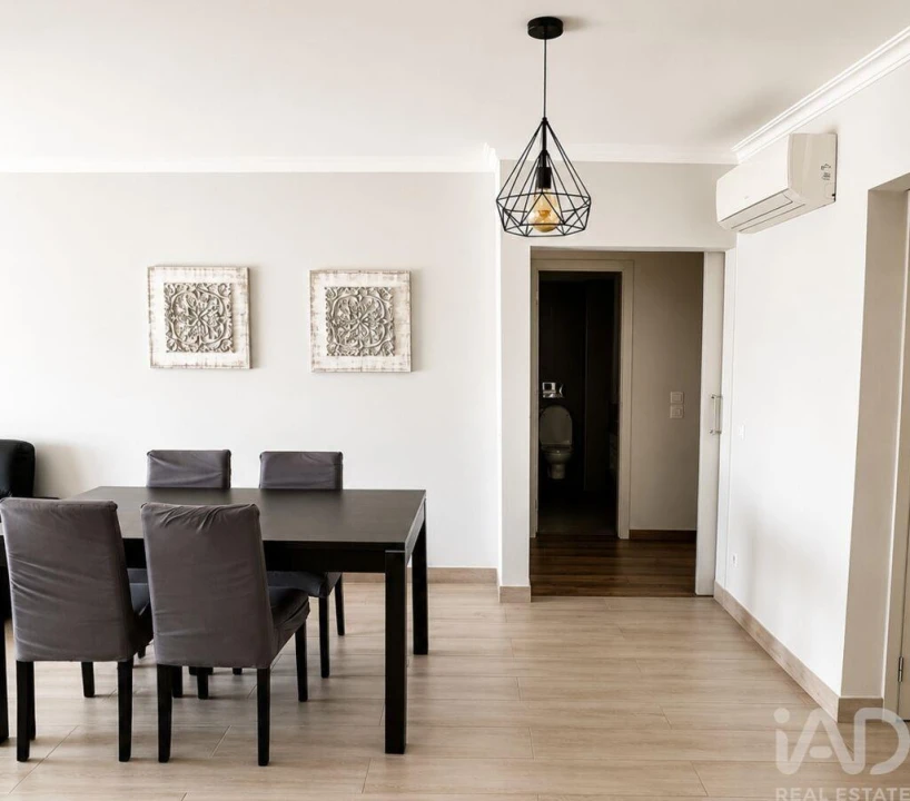 Apartamento T2 para Venda em Faro (Sé e São Pedro) Foto 2