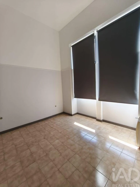Moradia T4 para Arrendamento em Glória e Vera Cruz