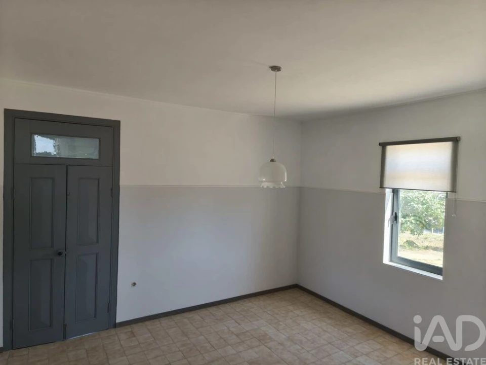 Moradia T4 para Arrendamento em Glória e Vera Cruz Foto 15