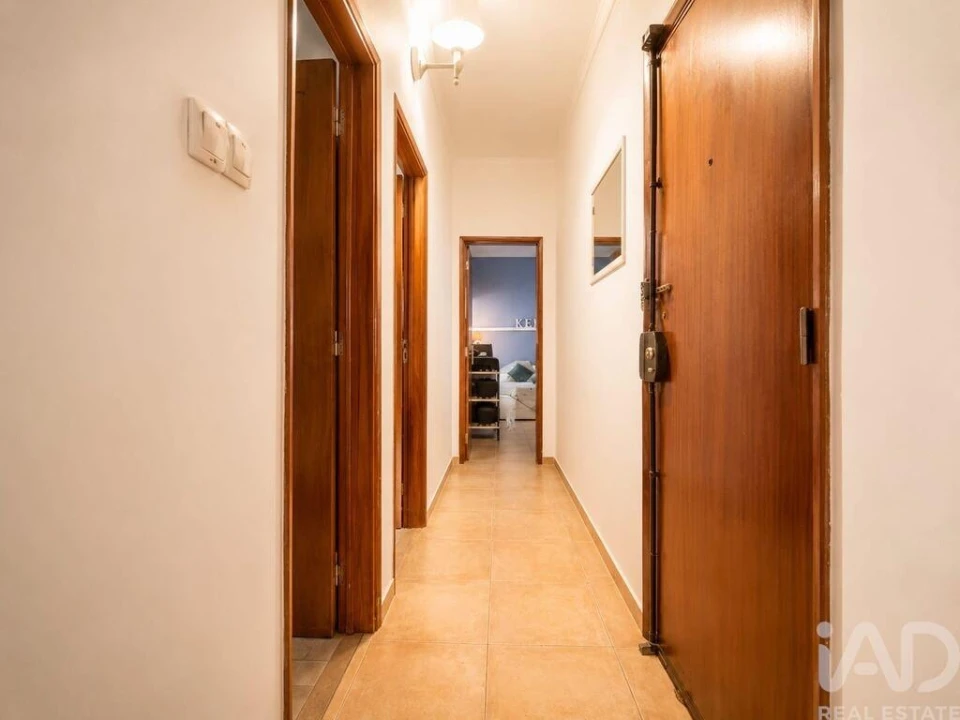 Apartamento T3 para Venda em Barreiro e Lavradio Foto 3