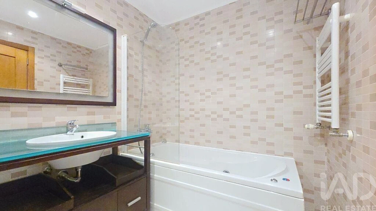 Apartamento T2 para Arrendamento em Venteira Foto 11