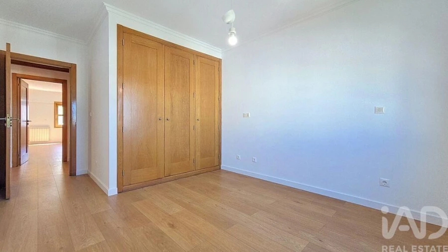 Apartamento T2 para Arrendamento em Venteira Foto 22