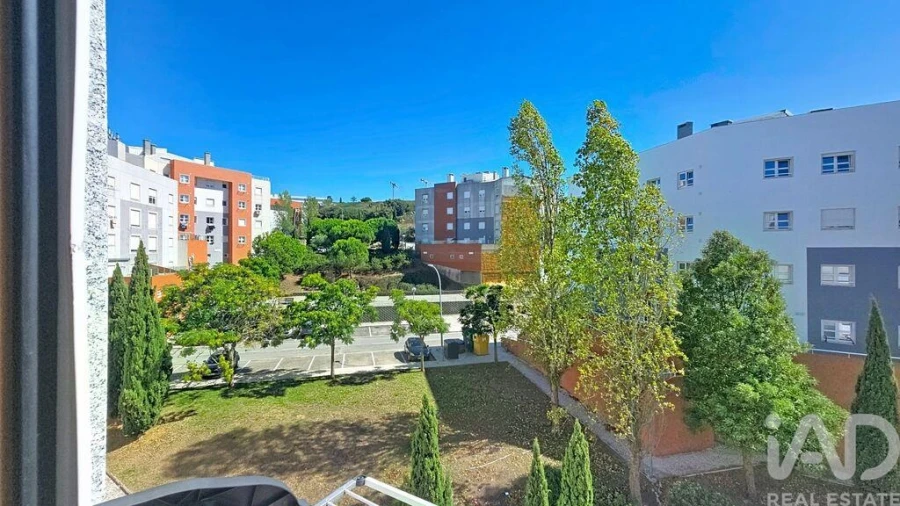 Apartamento T2 para Arrendamento em Venteira Foto 29